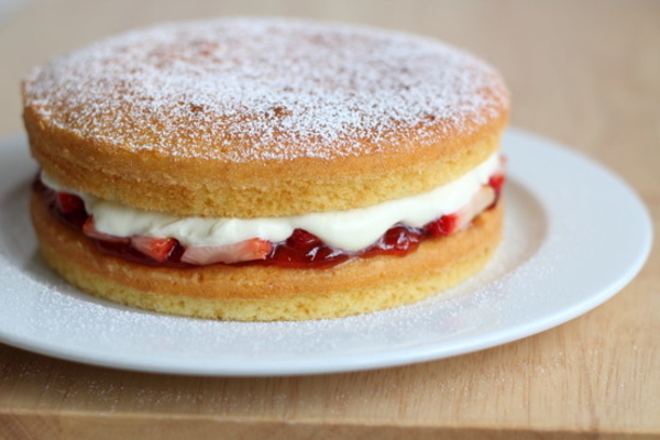 Как приготовить классический бисквит (ВИДЕО)