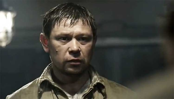 Актер Анатолий Гущин устроил драку в московском кафе