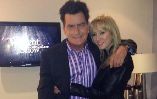 Голливудский актер Чарли Шин женится на порнозвезде