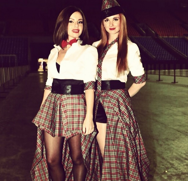 Группа t.A.T.u снова распалась: Юля Волкова угрожала Лене Катиной