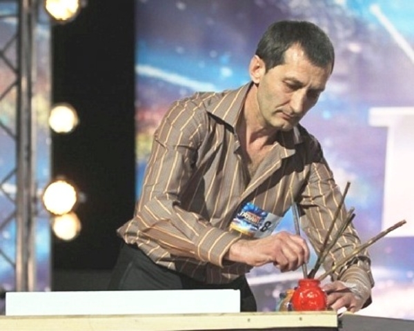 Финалист шоу Україна має талант погиб во время стычки на Майдане