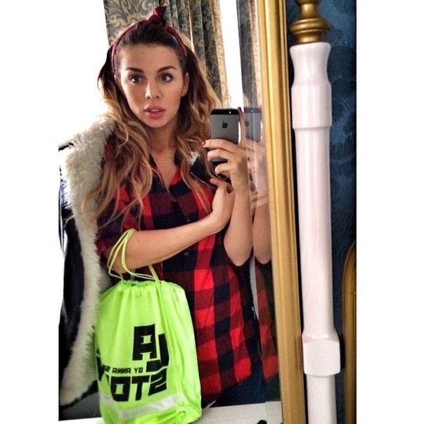 Анна Седокова получила необычный подарок