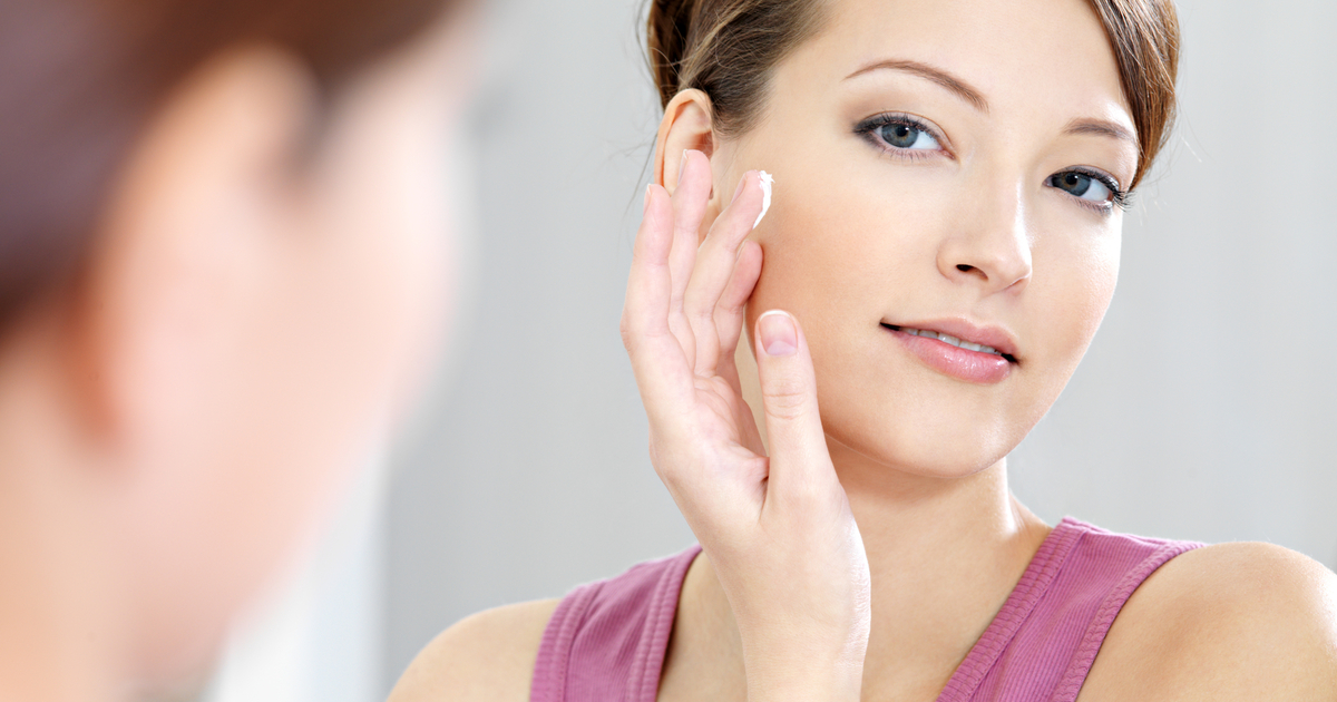 Крем своими руками: рецепты для кожи вокруг глаз
