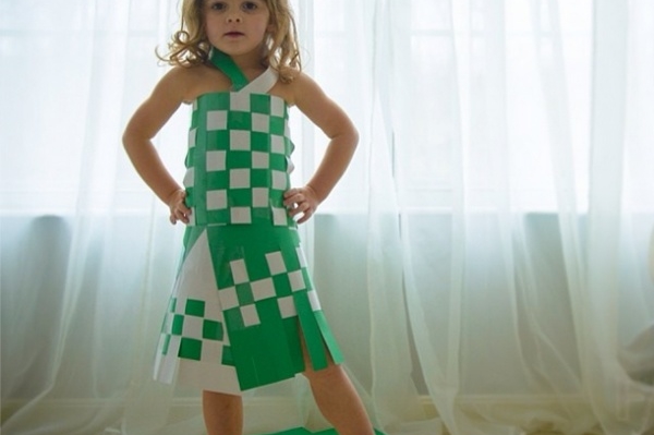 instagram.com/2sisters_angieisters_angie