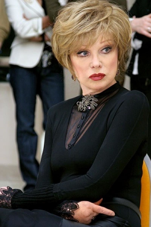 Дочь и муж Людмилы Гурченко не могут поделить квартиру