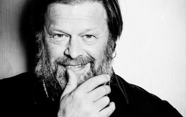 Гребенщиков посвятил песню Любовь во время войны властям России