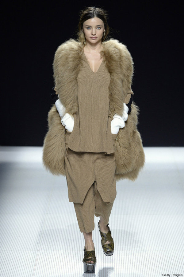 В строю: Модели первой величины украсили Неделю моды в Париже