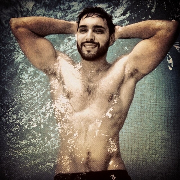 Красавчик под 30: Смотри ТОП-10 ярких фото именинника Виталия Козловского