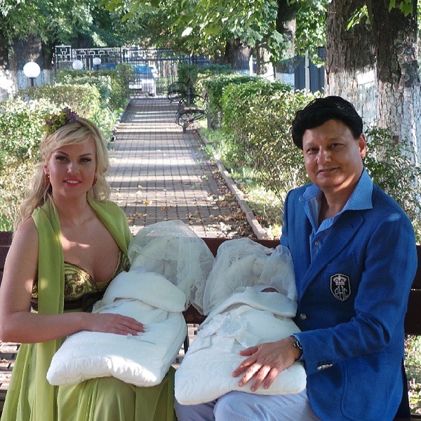 У Камалии праздник: Сегодня двойняшкам исполнилось полгода