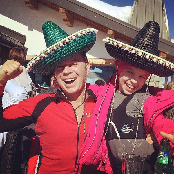 Олег Газманов показал фото подросшей дочери