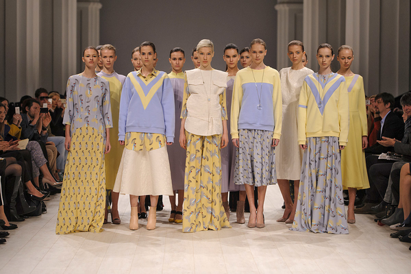 Мода патриотов: Показ Poustovit осень-зима 2014-2015