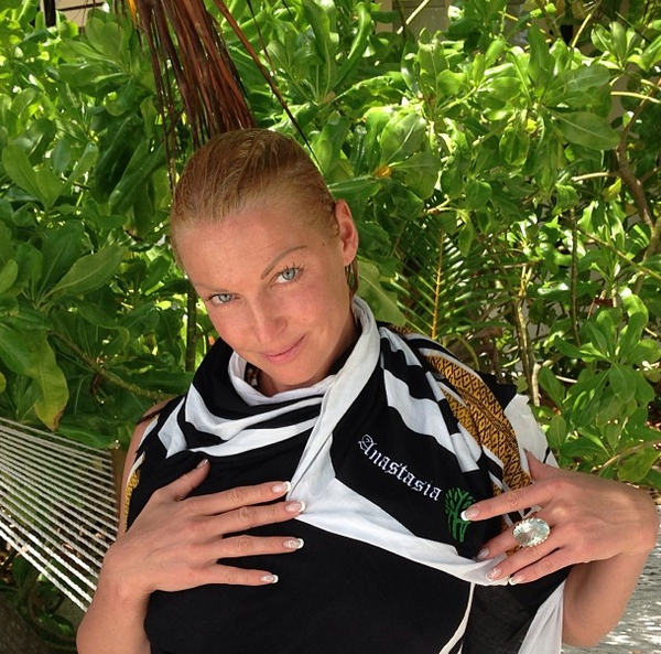 Анастасия Волочкова: Бывший муж может быть причастен к ограблению