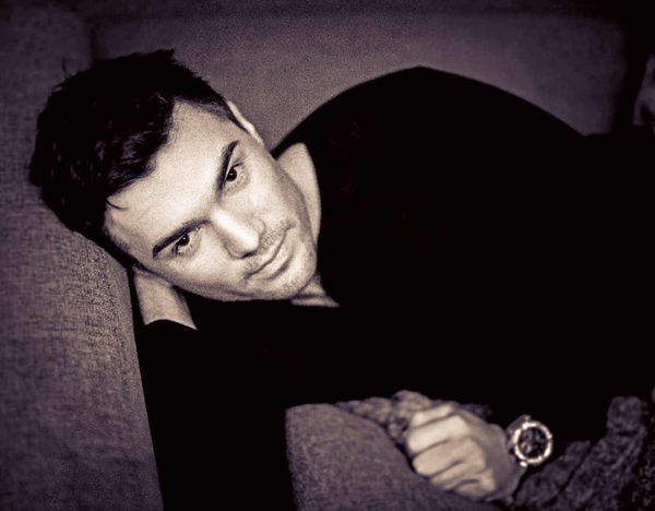 Андрей Искорнев не знает, как вернуться в Киев из-за событий в стране