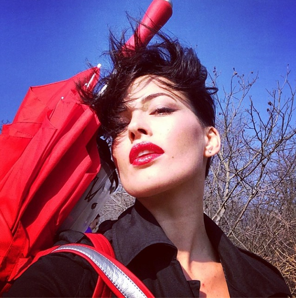 Даша Астафьева опубликовала серию шокирующих снимков