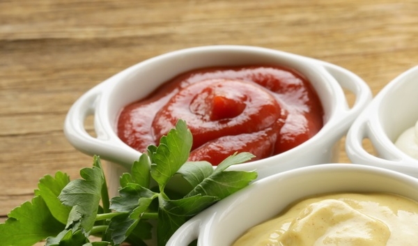 Как приготовить томатный соус для пиццы (ВИДЕО)