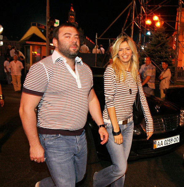 Экс-супруг Брежневой женится на беременной 23-летней модели