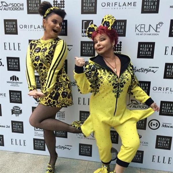 Наташа Королева с мамой примерили образ Минни Маус