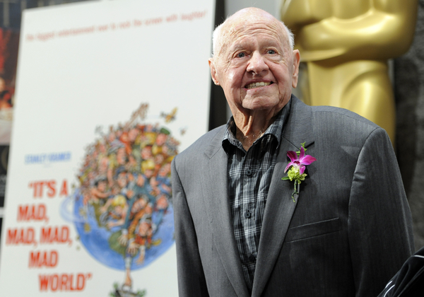 Звезда Завтрака у Тиффани умер в возрасте 93 лет