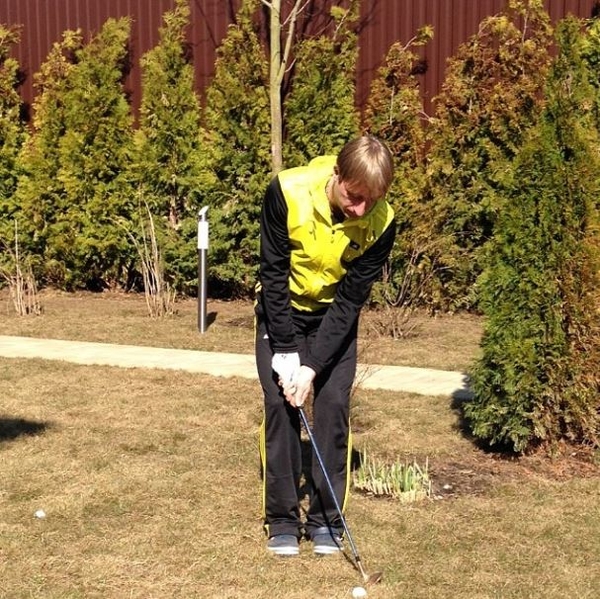 Евгений Плющенко занялся спортом через месяц после сложной операции