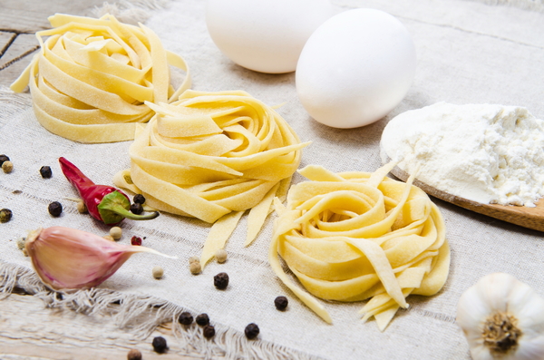 Как приготовить домашнюю лапшу