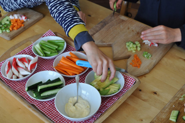 Готовим вместе с ребенком: Роллы с овощами