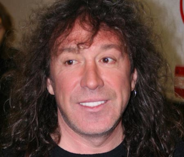 Пьяный Владимир Кузьмин сорвал концерт