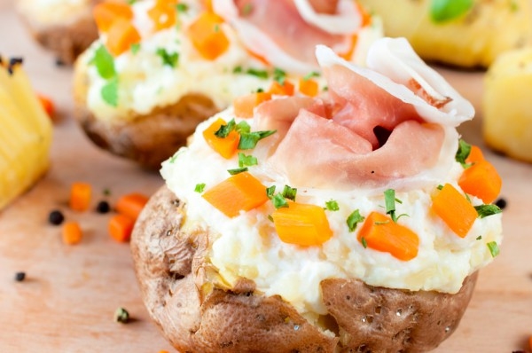 Закуски с прошутто: Три вкусные идеи