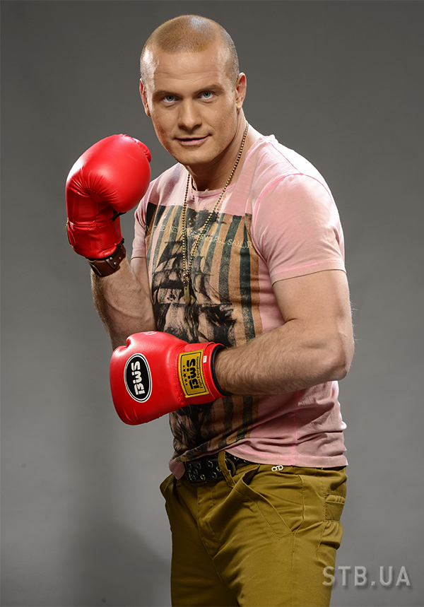 Боксер Вячеслав Узелков стал тренером проекта Зважені та щасливі 4