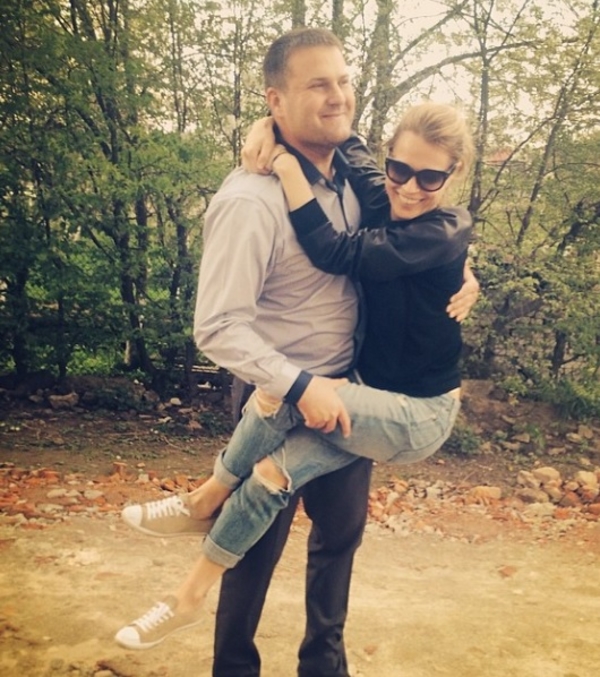 Ольга Фреймут показала фото с мужчиной: Чуть замуж за него не вышла