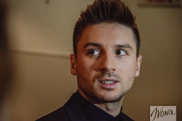 Сергей Лазарев с провалом выступил в гей-клубе