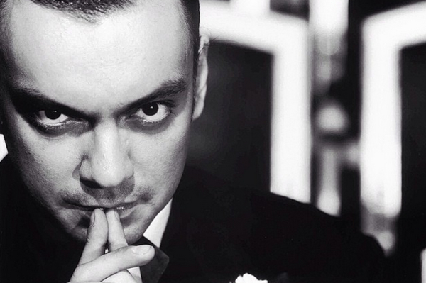 twitter.com/tina_kandelaki