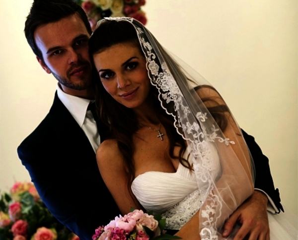 Бабушка Чернявского называет Седокову "вечно обнаженной красавицей"