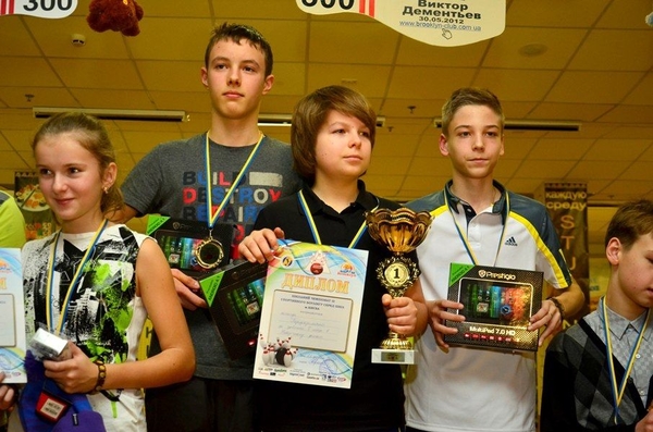 В Киеве завершился Школьный чемпионат по боулингу