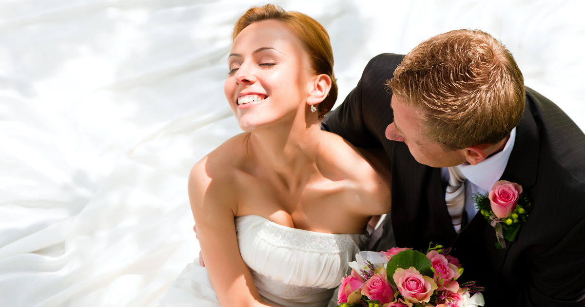 Свадебные приметы и обычаи: от знакомства с любимым до первой брачной ночи
