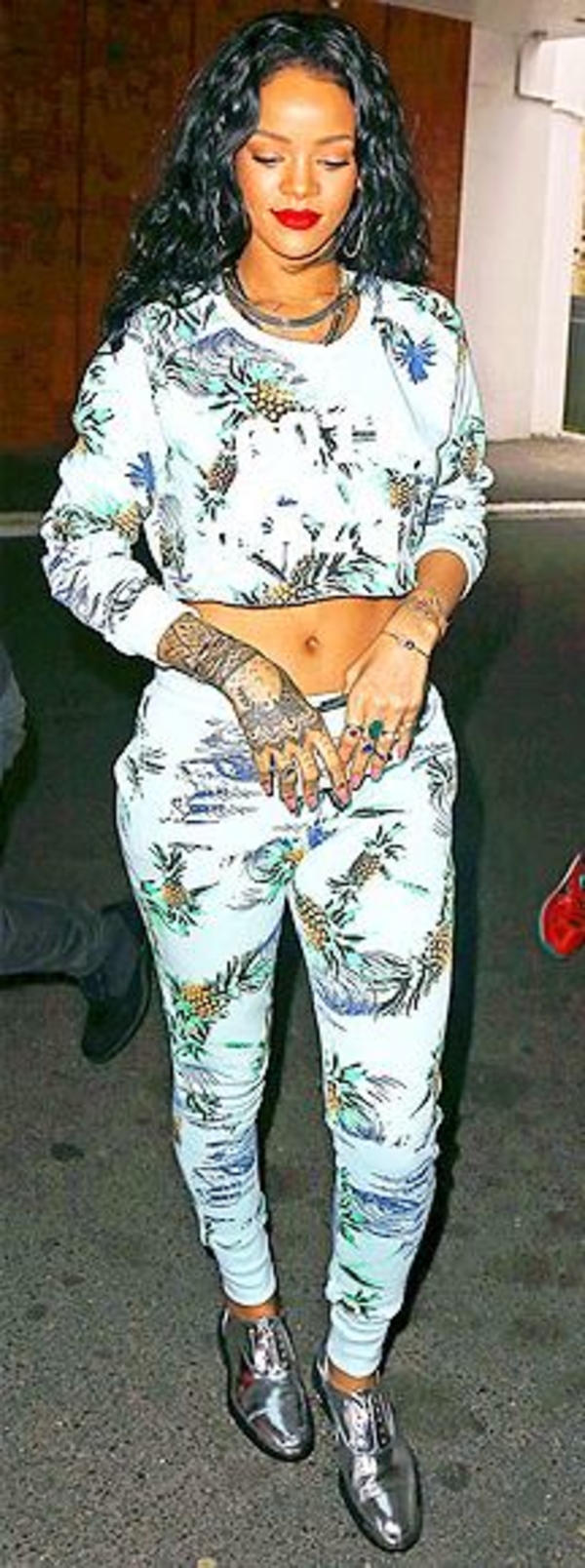 Модная битва: Рианна против Кары Делевинь