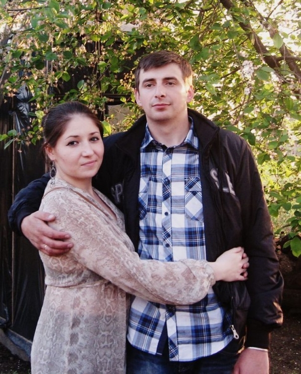 История любви Дмитрия Яроша: Жену прячет, а детей показывает