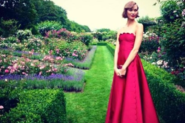 instagram.com/karliekloss