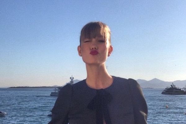 instagram.com/karliekloss