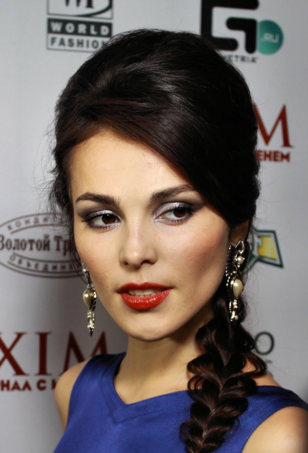 Сати Казанова бросила жениха накануне свадьбы