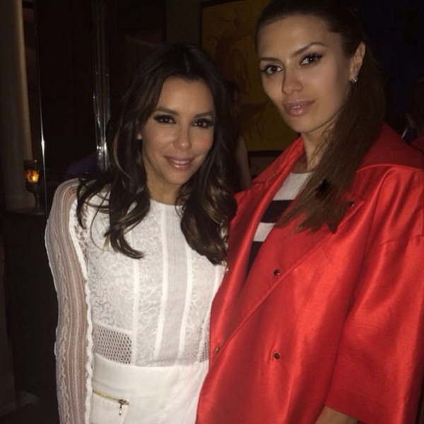 Виктория Боня похвасталась отдыхом в компании Бандераса и Евы Лонгории