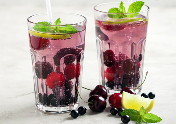 Как приготовить лимонад с ягодами: Три летние идеи