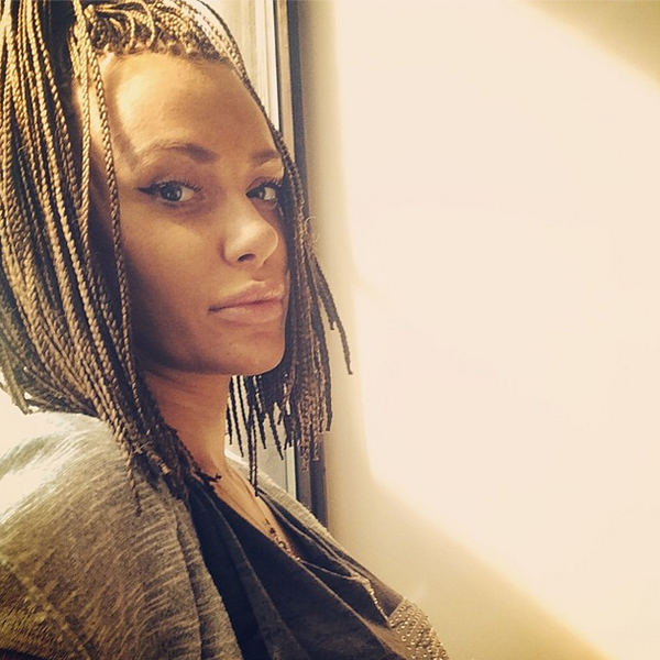 Слава из НеАнгелов удивила новой прической