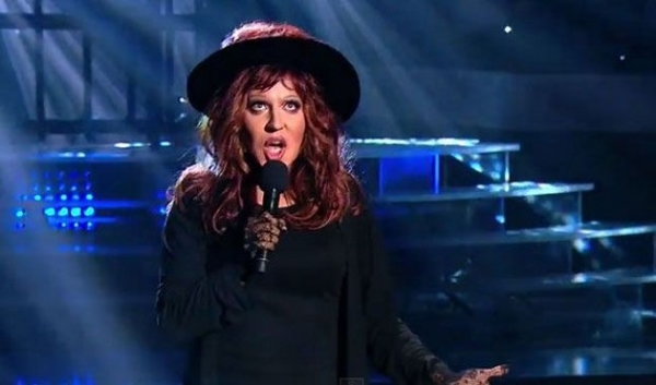 Максим Галкин вышел на сцену в образе Аллы Пугачевой