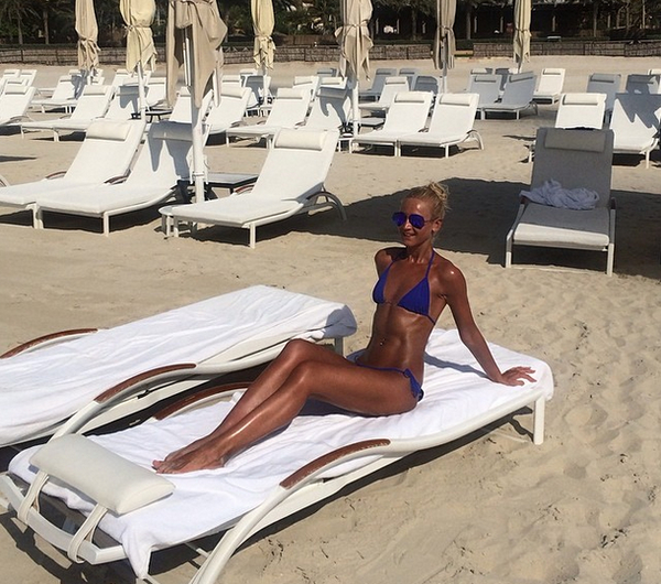 Ольга Бузова шокировала поклонников загаром