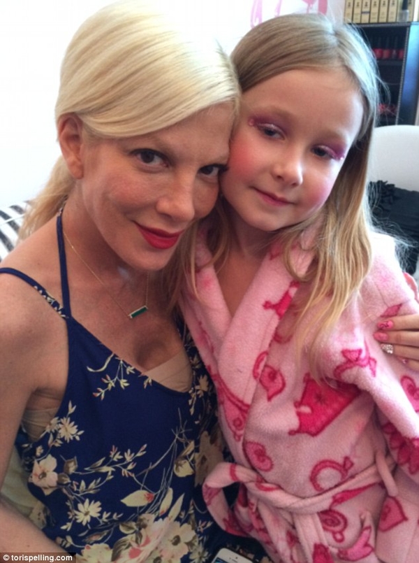 Тори Спеллинг потратила $ 6 тыс. на спа-услуги для шестилетней дочери