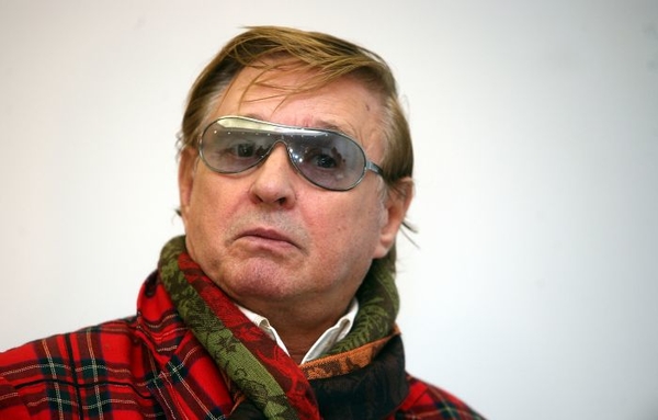 Роман Виктюк перенес спектакли в Киеве из-за проблем на границе