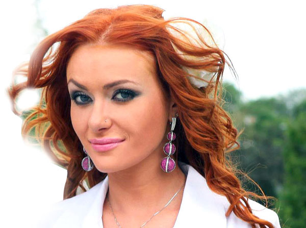 Слава из НеАнгелов рассказала о своих пластических операциях