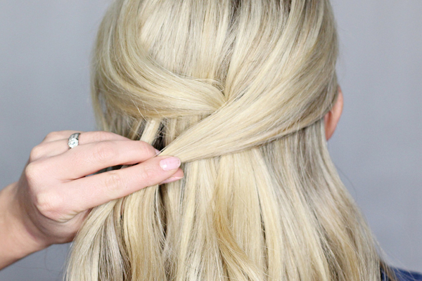 Конский хвост с плетением: Мастер-класс