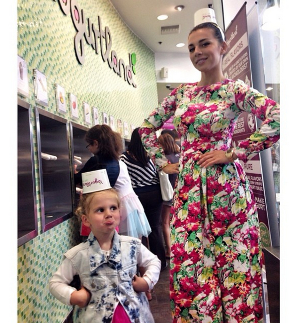 Анна Седокова показала трогательное видео с дочкой