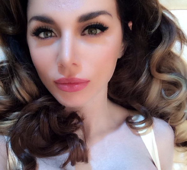 Седокова о любви к детям: Когда я выхожу за дверь, мне хочется реветь